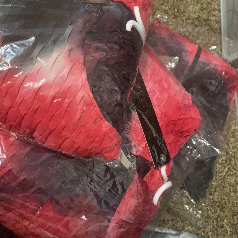 Tracksuit - Picture 2 of 3